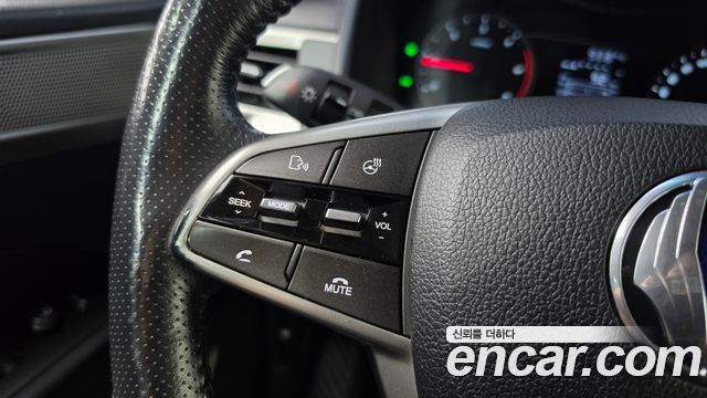 KG Mobility Rexton 2018 — photo 22