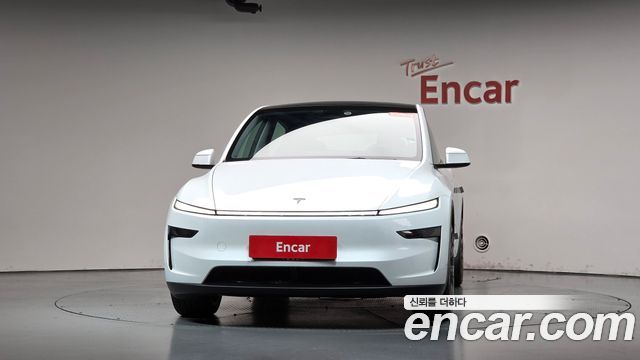 Tesla Model Y 2025 — photo 3