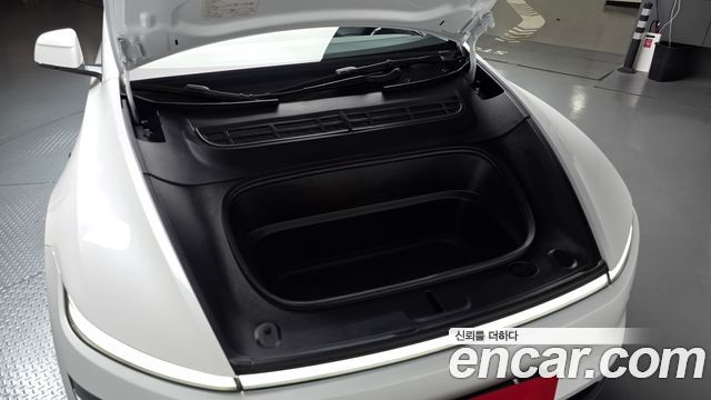 Tesla Model Y 2025 — photo 6
