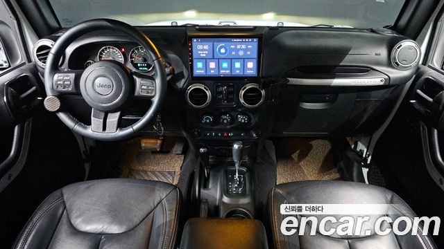 Jeep Wrangler 2017 — photo 7