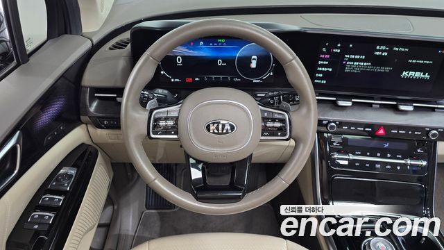 Kia Canival 2021 — photo 18