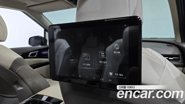 Kia Canival 2021 — photo 21