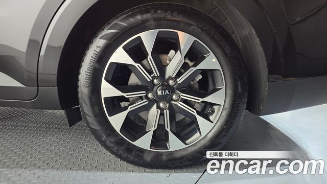 Kia Canival 2021 — photo 7