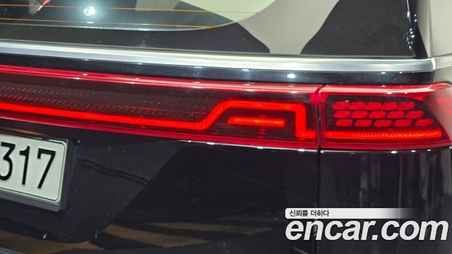Kia Canival 2021 — photo 9
