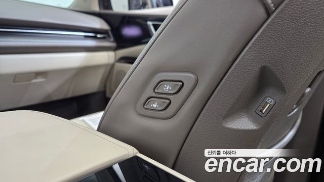 Kia Canival 2021 — photo 30