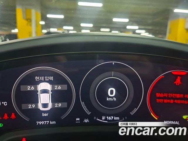 Porsche Taycan 2023 — photo 11
