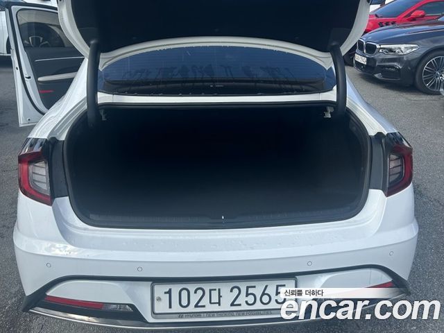 Hyundai Sonata 2020 — photo 17