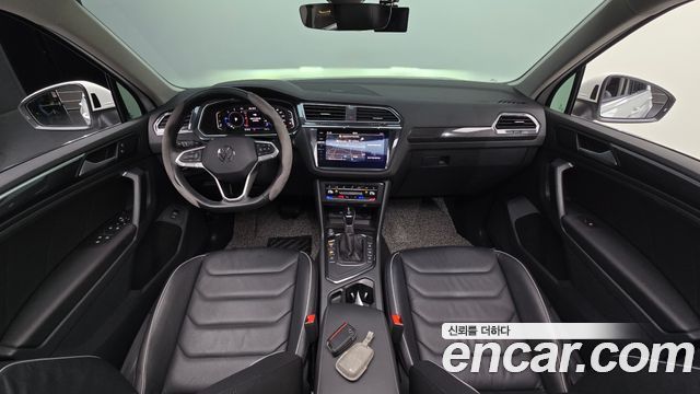 Volkswagen Tiguan 2023 — photo 10