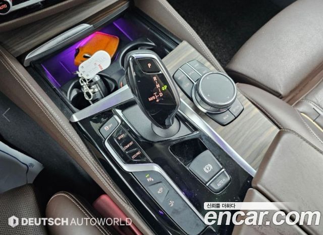 BMW Gran Turismo 2020 — photo 10