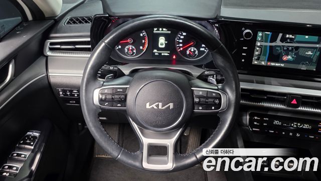 Kia K5 2023 — photo 19