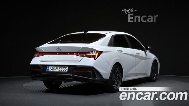 Hyundai AVANTE 2024 — photo 2