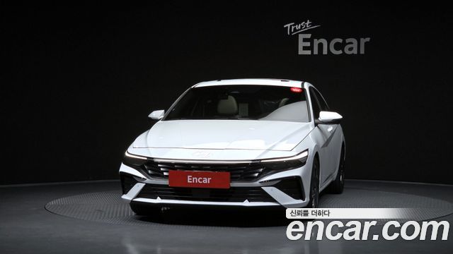Hyundai AVANTE 2024 — photo 3