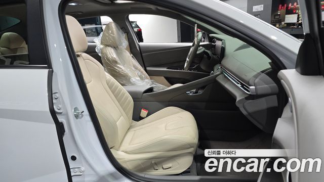 Hyundai AVANTE 2024 — photo 18