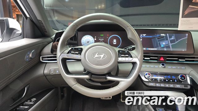 Hyundai AVANTE 2024 — photo 19