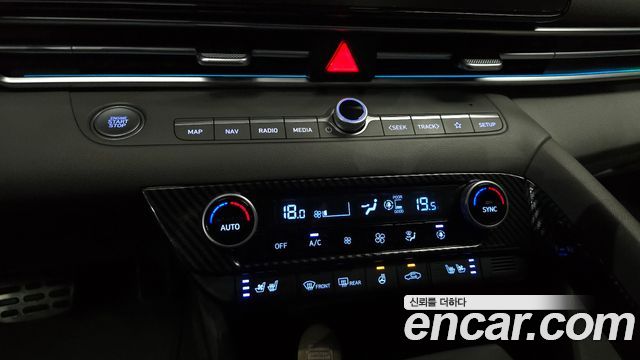Hyundai AVANTE 2024 — photo 24