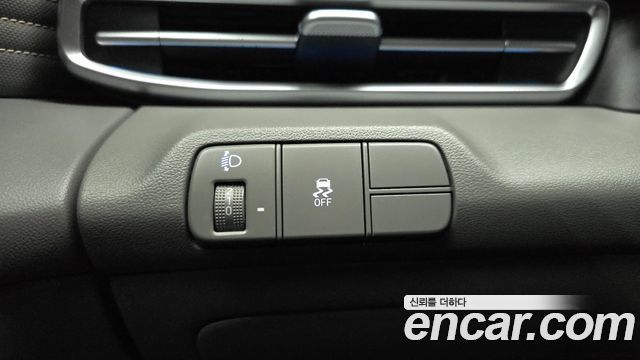 Hyundai AVANTE 2024 — photo 27