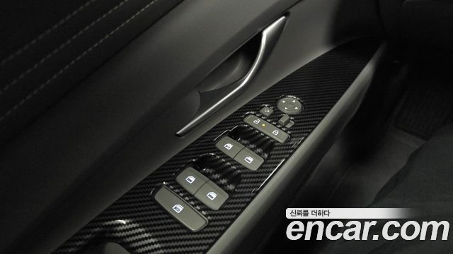 Hyundai AVANTE 2024 — photo 28