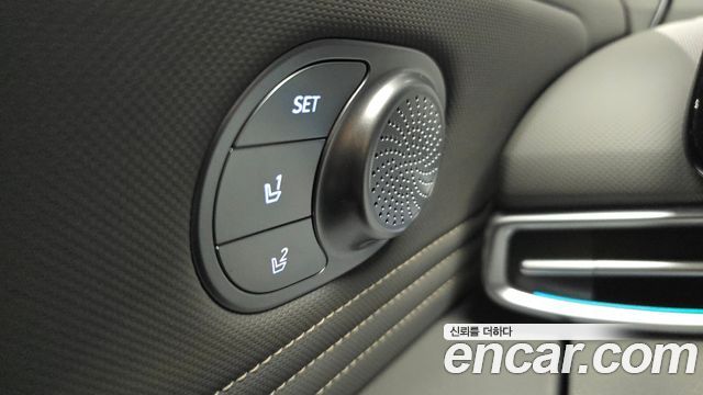 Hyundai AVANTE 2024 — photo 35