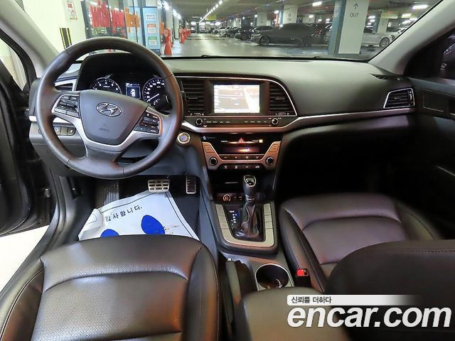 Hyundai AVANTE 2016 — photo 7