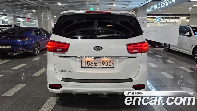 Kia Canival 2020 — photo 7
