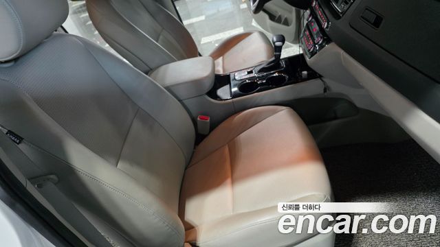 Kia Canival 2020 — photo 16