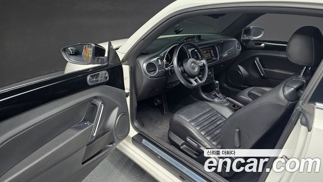 Volkswagen Beatle 2013 — photo 11