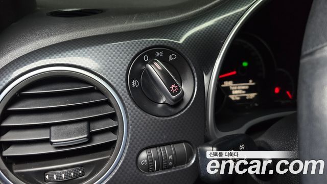 Volkswagen Beatle 2013 — photo 14