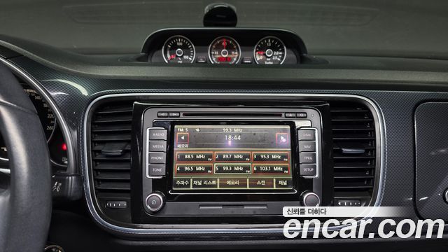 Volkswagen Beatle 2013 — photo 15