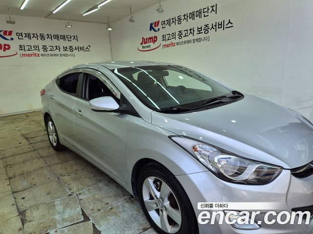 Hyundai AVANTE 2012 — photo 3