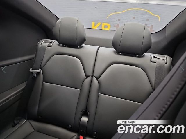 Tesla Model Y 2026 — photo 15