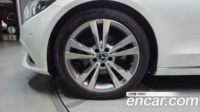 Mercedes-Benz C-Class 2018 — photo 5