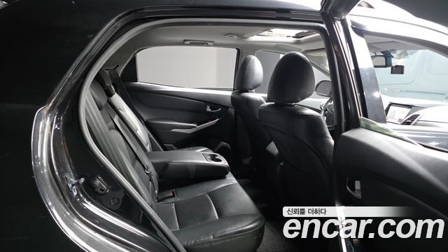 KG Mobility KORANDO 2015 — photo 12