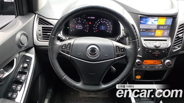 KG Mobility KORANDO 2015 — photo 13