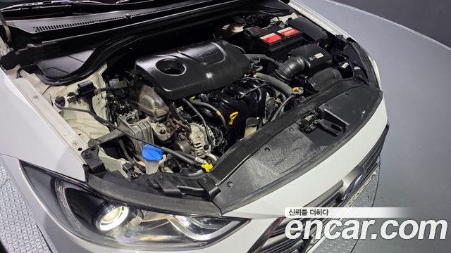 Hyundai AVANTE 2018 — photo 6
