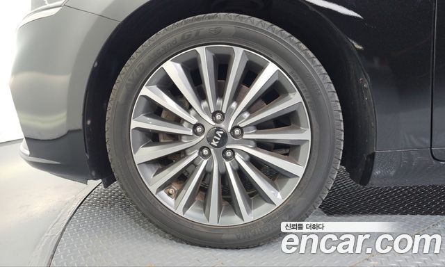 Kia K7 2016 — photo 5