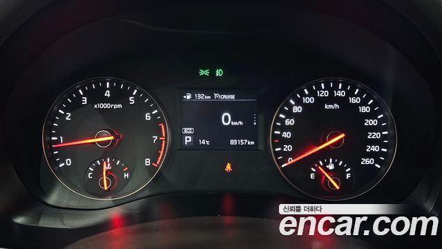 Kia K7 2016 — photo 11
