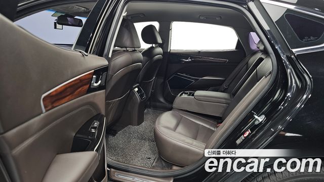Kia K7 2016 — photo 18