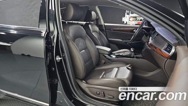Kia K7 2016 — photo 16