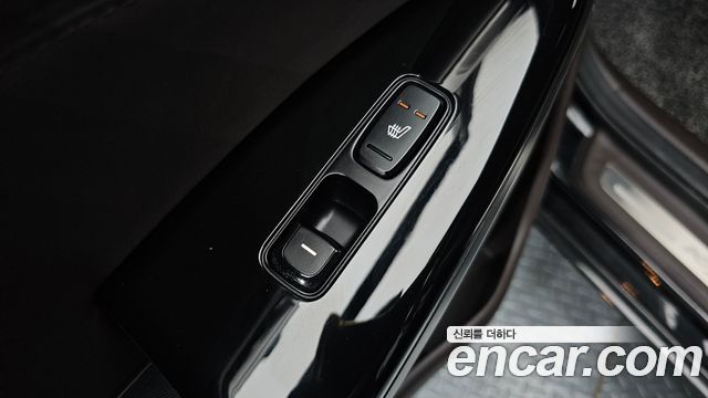 Kia K7 2016 — photo 33