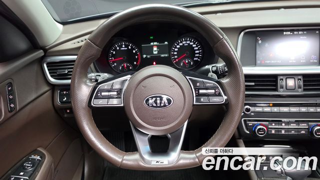 Kia K5 2019 — photo 18