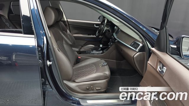 Kia K5 2019 — photo 16