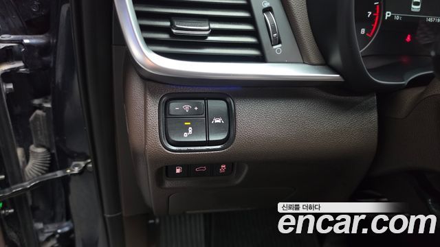 Kia K5 2019 — photo 28
