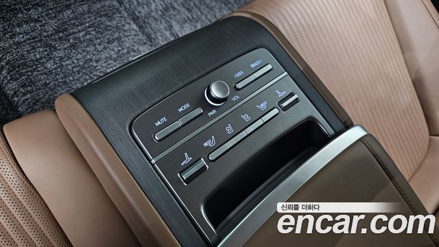 Hyundai Grandeur 2023 — photo 36