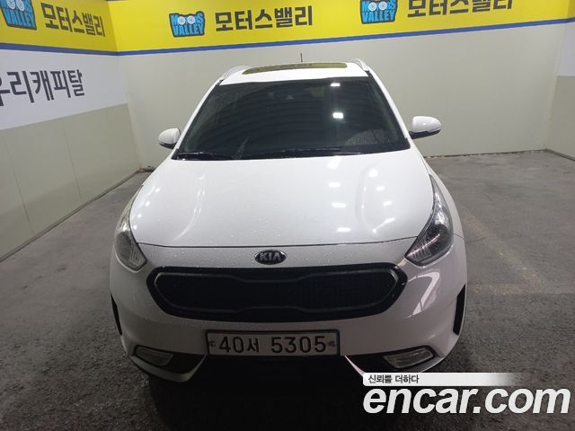 Kia Niro 2018 — photo 3