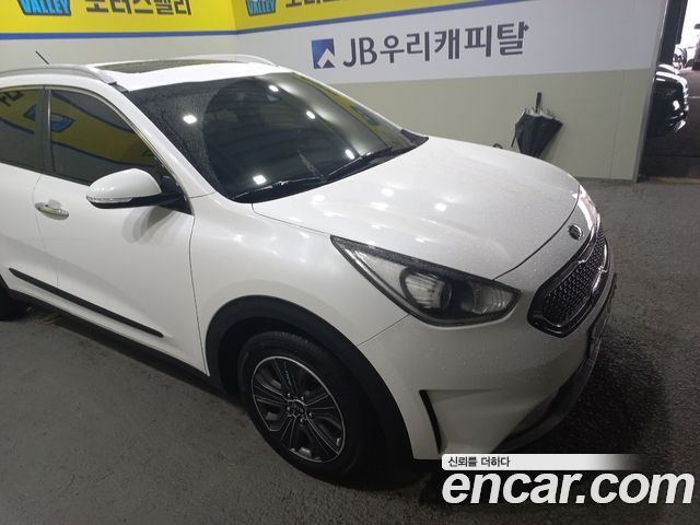 Kia Niro 2018 — photo 5