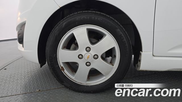 Chevrolet Korea Spark 2012 — photo 5