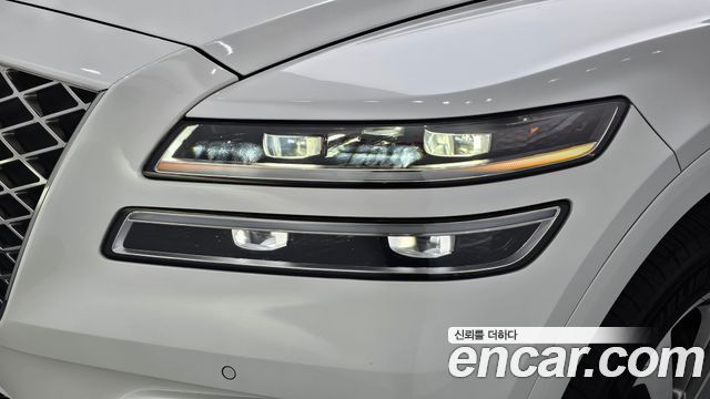 Genesis GV80 2022 — photo 8