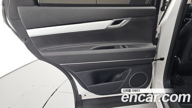 Genesis GV80 2022 — photo 15
