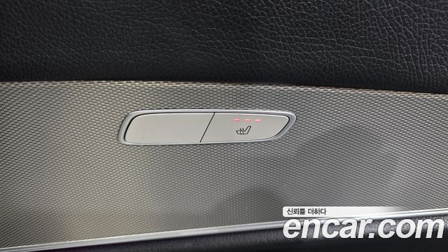 Mercedes-Benz E-Class 2017 — photo 30