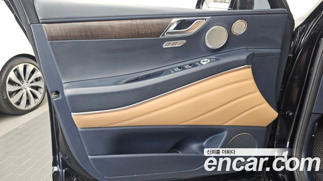 Genesis GV80 2022 — photo 14